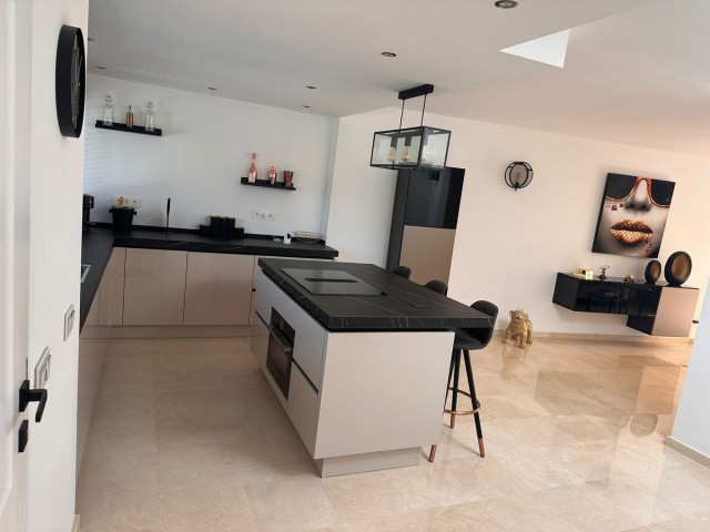 Penthouse i New Golden Mile