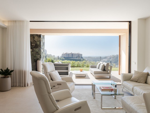 3 Bedrooms Apartment in Benahavís