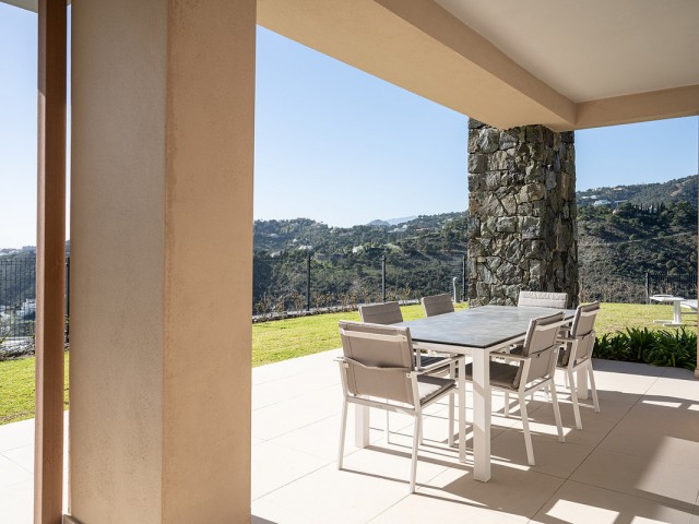 3 Bedrooms Apartment in Benahavís