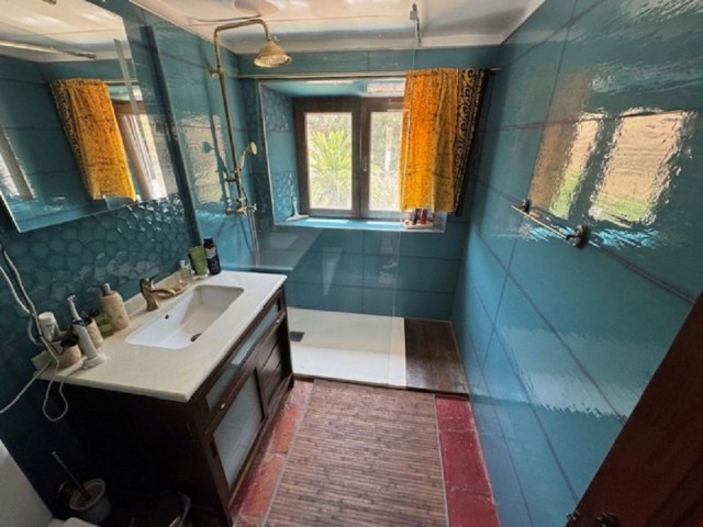 4 Schlafzimmer Villa in Casares