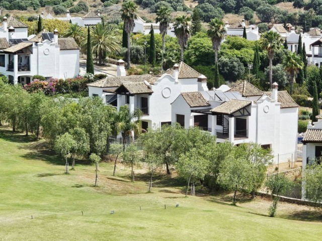 3 Sovrums Villa i Estepona
