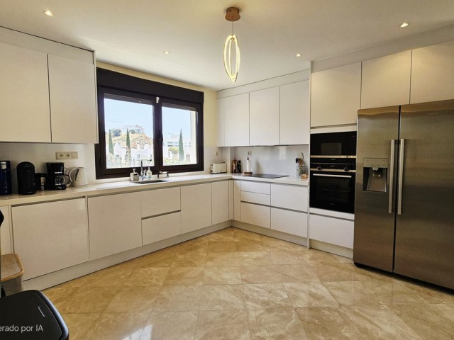 3 Sovrums Villa i Estepona
