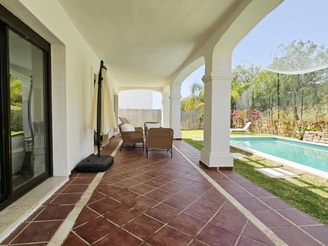3 Sovrums Villa i Estepona