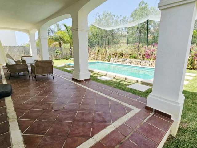 3 Sovrums Villa i Estepona
