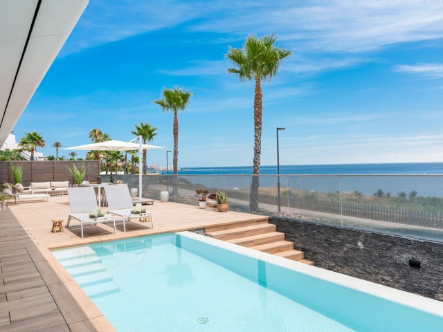 4 Sovrums Villa i Estepona