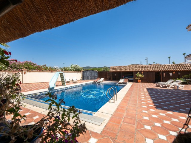 3 Bedrooms Villa in Calahonda