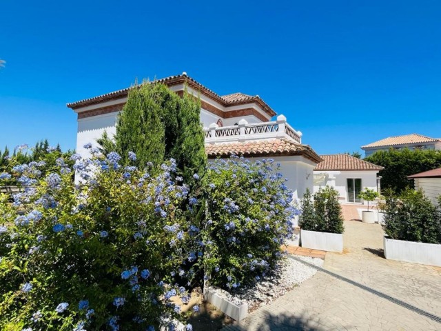 4 Soveroms Villa i Sotogrande