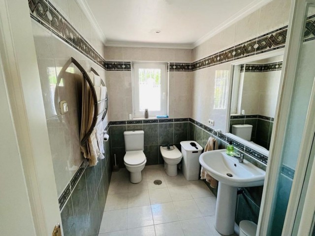 4 Soveroms Villa i Sotogrande