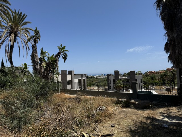  Perceel in Nueva Andalucía