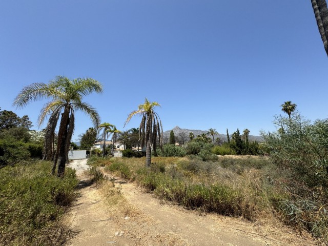  Perceel in Nueva Andalucía