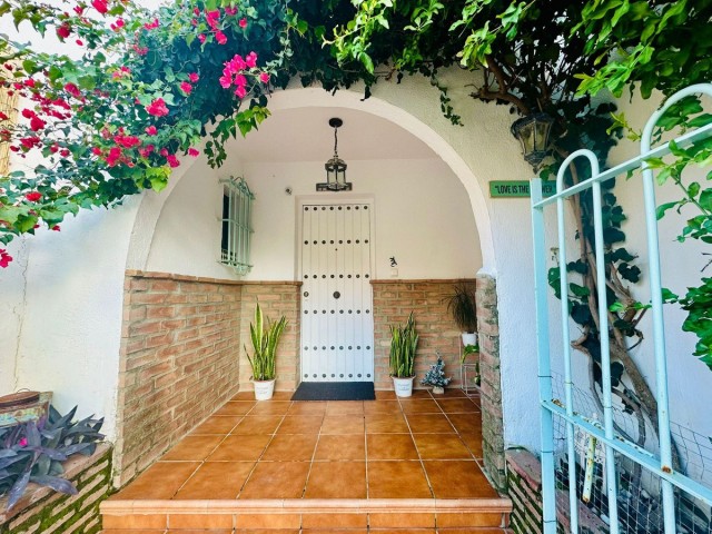 4 Soveroms Villa i Manilva