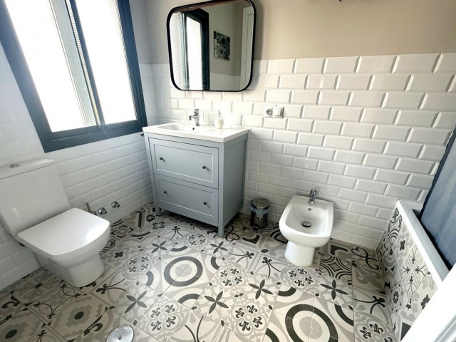 4 Soveroms Villa i Manilva
