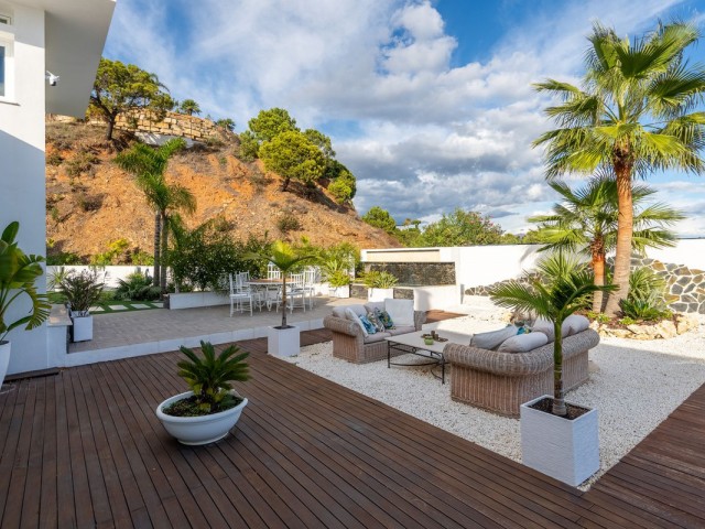 7 Sovrums Villa i Estepona