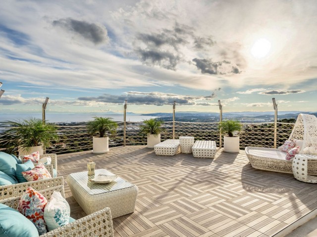 7 Sovrums Villa i Estepona