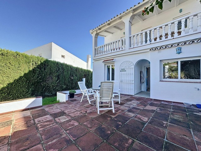 4 Soveroms Villa i Manilva