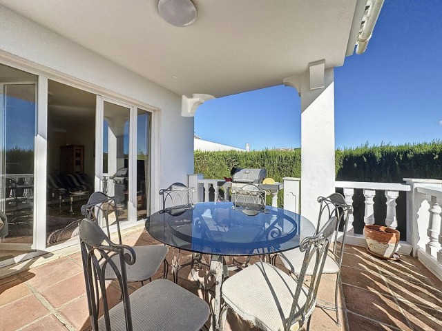 4 Soveroms Villa i Manilva