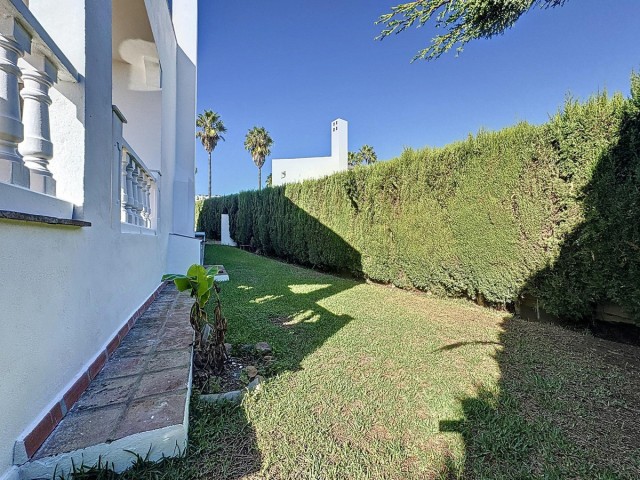 4 Soveroms Villa i Manilva