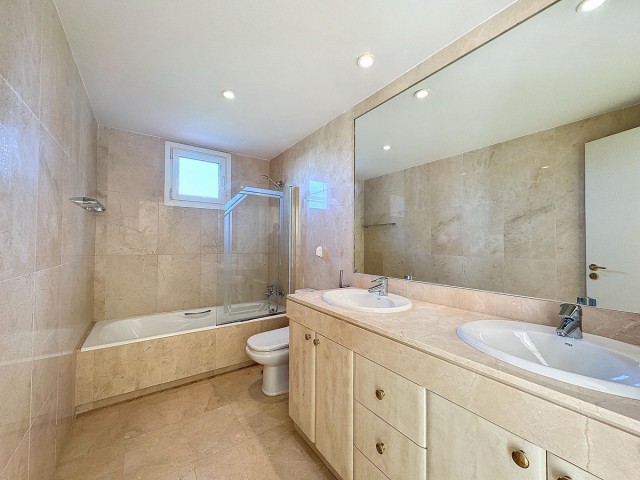 Penthouse in Manilva