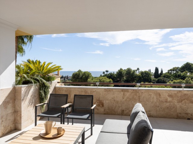 Apartamento con 2 Dormitorios  en Marbella