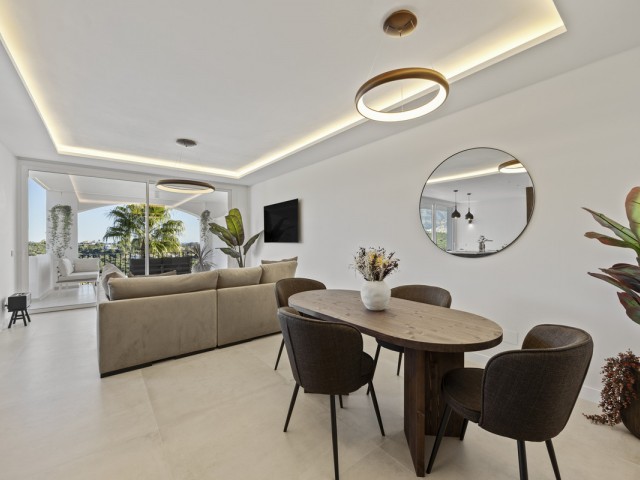 3 Bedrooms Apartment in Benahavís