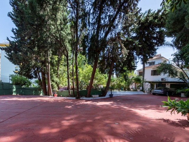 4 Makuuhuoneen Huvila Marbella