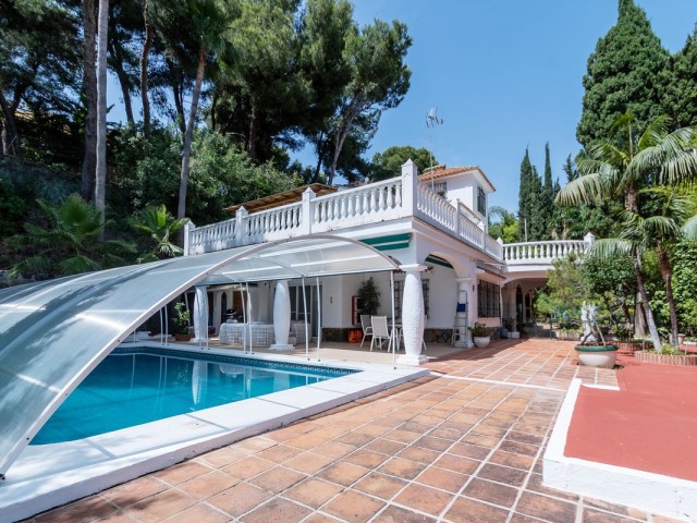4 Makuuhuoneen Huvila Marbella