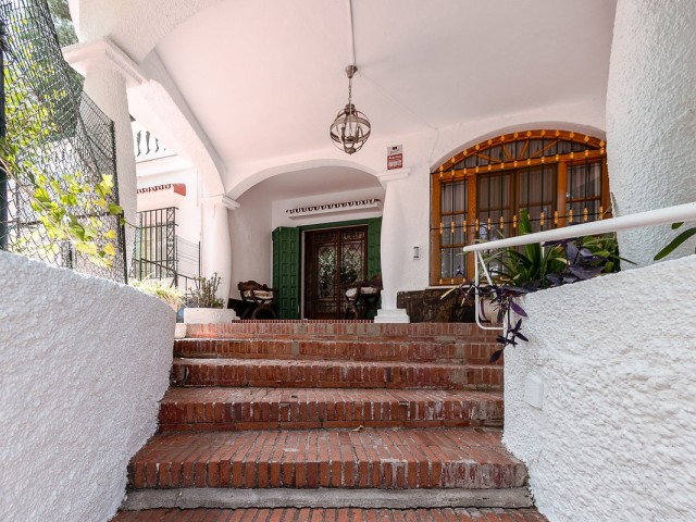 4 Makuuhuoneen Huvila Marbella