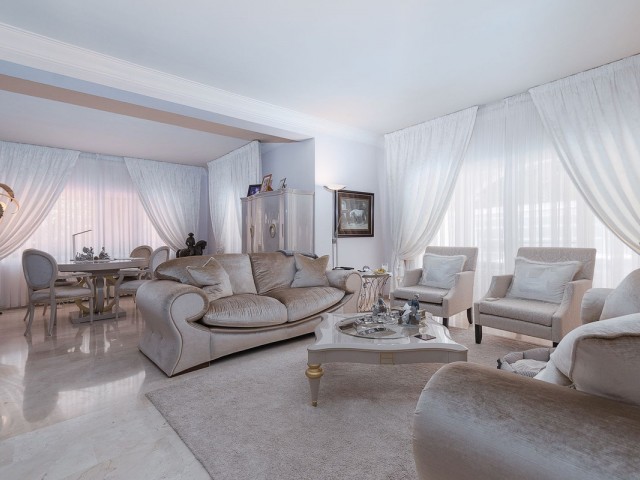 4 Makuuhuoneen Huvila Marbella