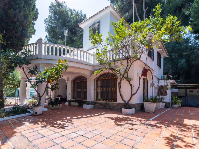 4 Soveroms Villa i Marbella