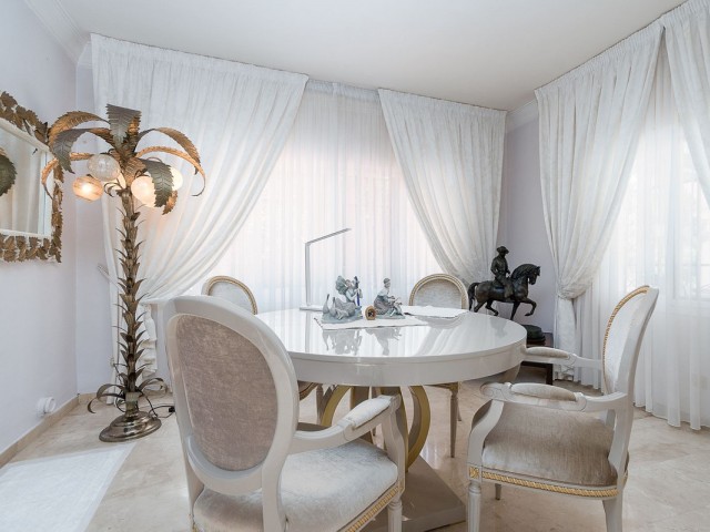4 Soveroms Villa i Marbella