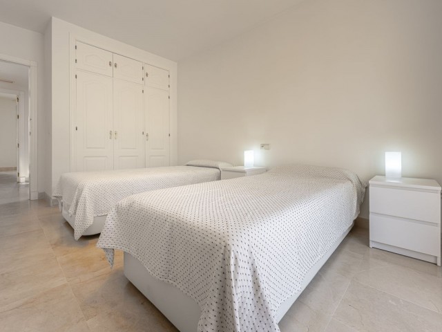 4 Makuuhuoneen Rivitalo Nueva Andalucía