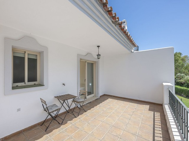 4 Makuuhuoneen Rivitalo Nueva Andalucía