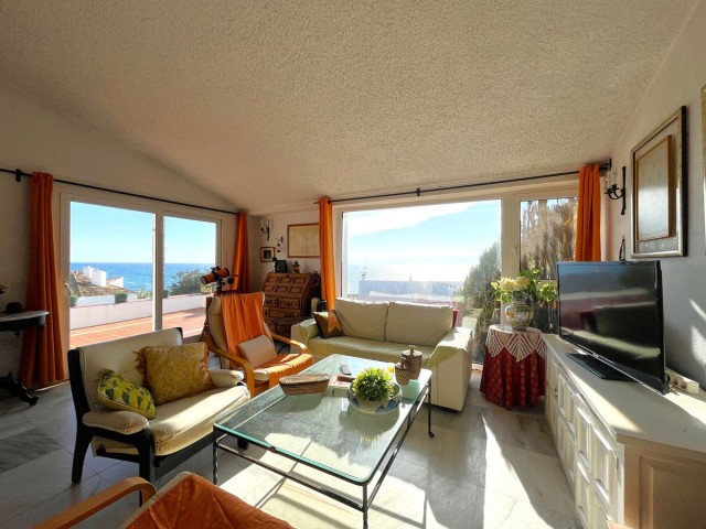 5 Sovrums Villa i Estepona