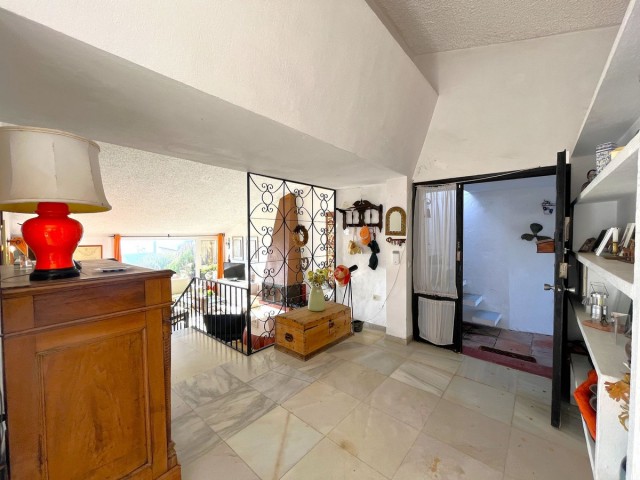 5 Sovrums Villa i Estepona