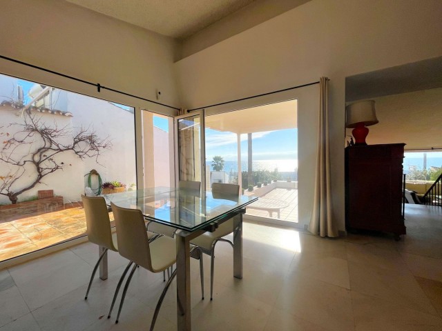 5 Sovrums Villa i Estepona