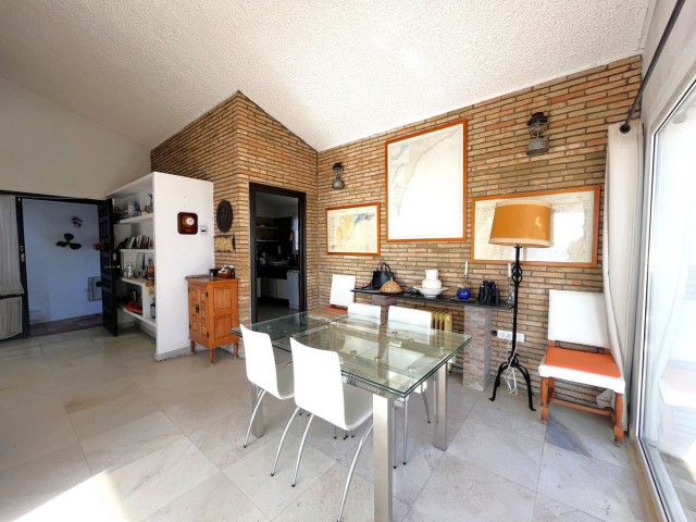 5 Bedrooms Villa in Estepona