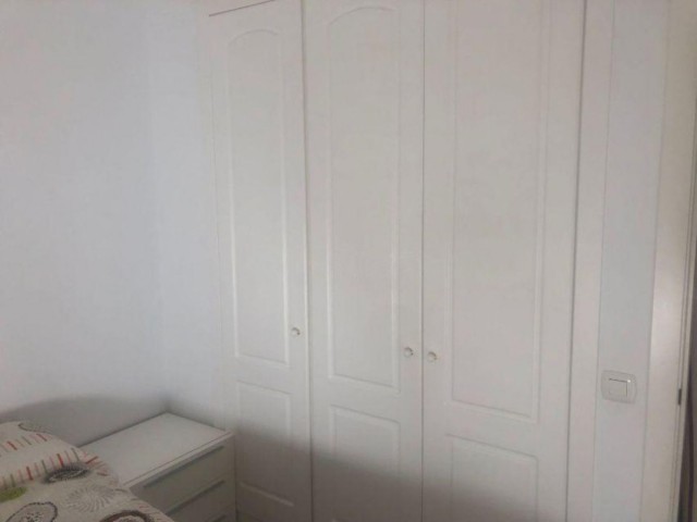 Apartamento con 4 Dormitorios  en Nueva Andalucía