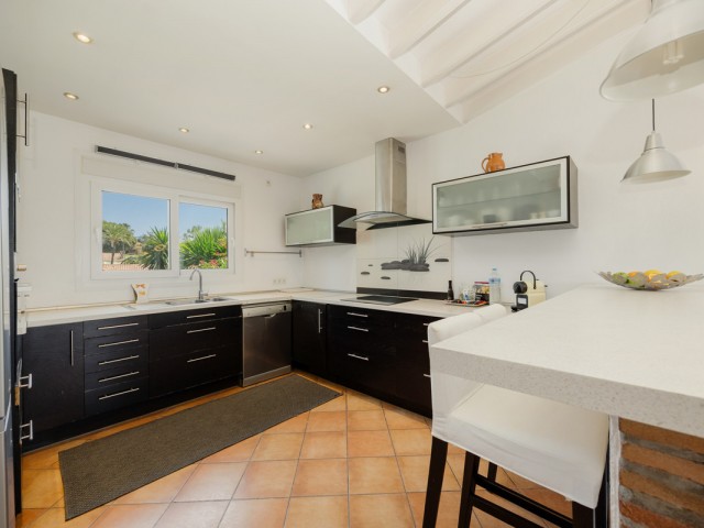 4 Schlafzimmer Villa in Costabella