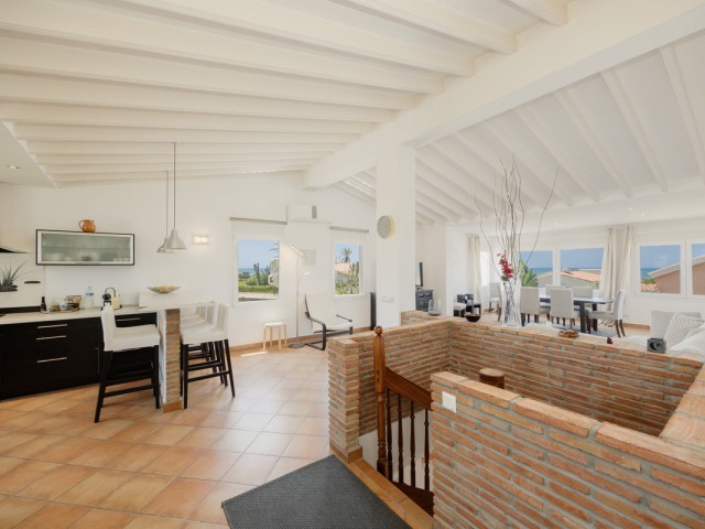 4 Schlafzimmer Villa in Costabella