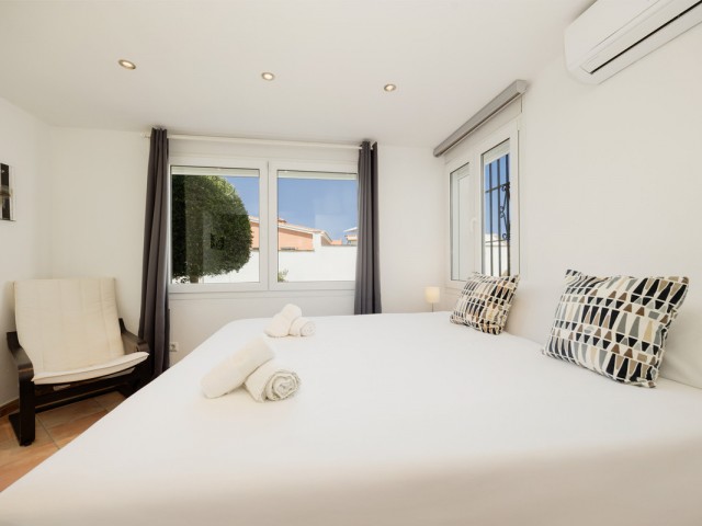 4 Schlafzimmer Villa in Costabella