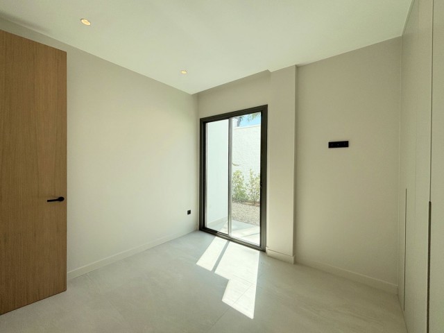 4 Sovrums Villa i Estepona