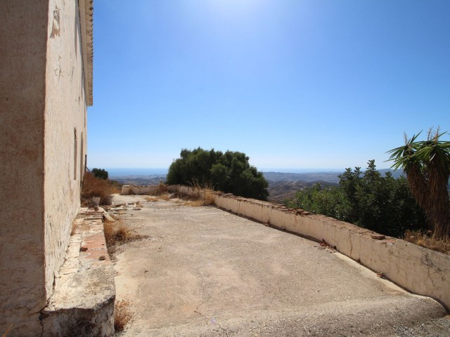 Villa con 3 Dormitorios  en Mijas