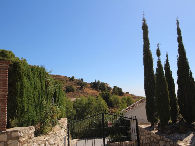 Villa con 3 Dormitorios  en Mijas