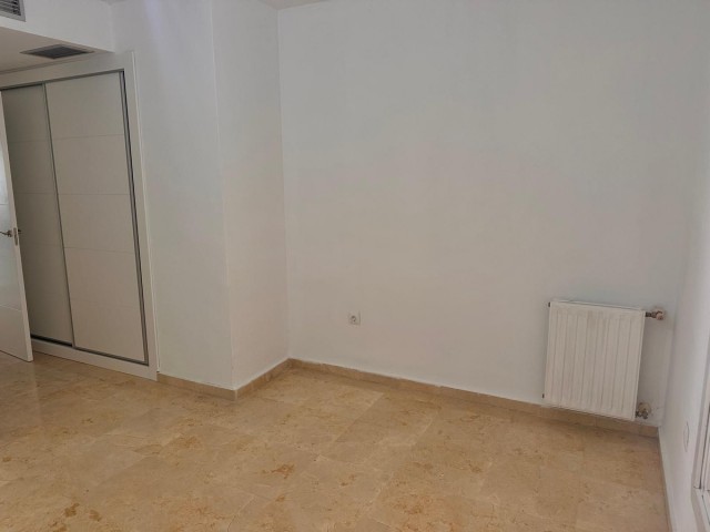 Apartamento, Marbella, R5083858