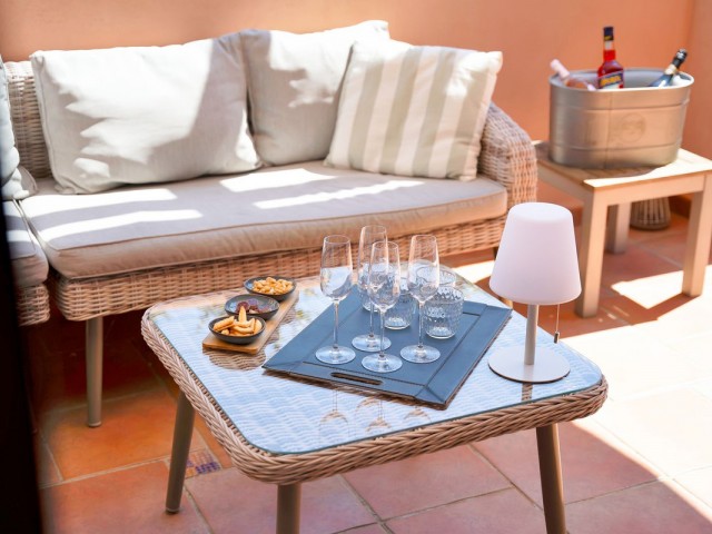 3 Bedrooms Apartment in Elviria