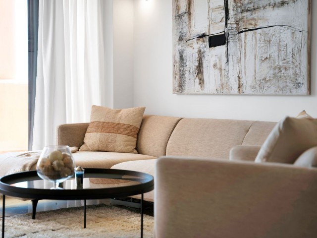 3 Bedrooms Apartment in Elviria