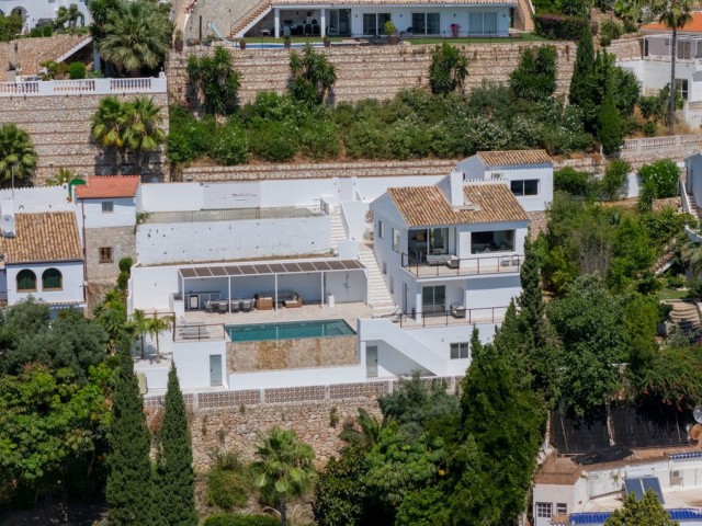 4 Bedrooms Villa in Torremuelle