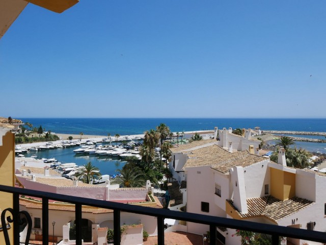 Apartment, Puerto de Cabopino, R5103199