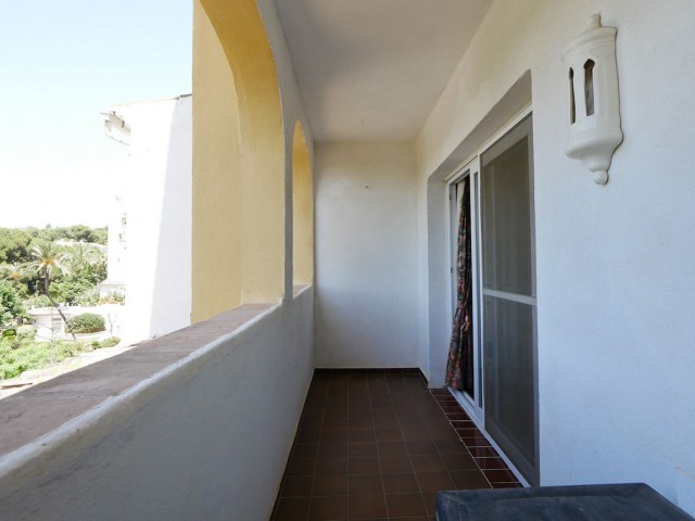 2 Schlafzimmer Apartment in Puerto de Cabopino