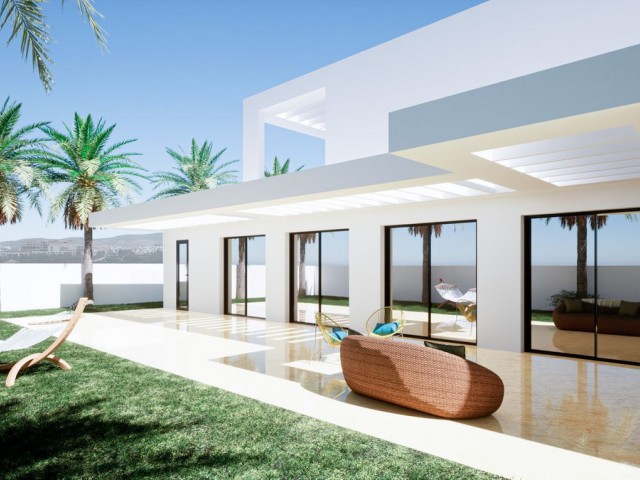 4 Bedrooms Villa in Casares Playa